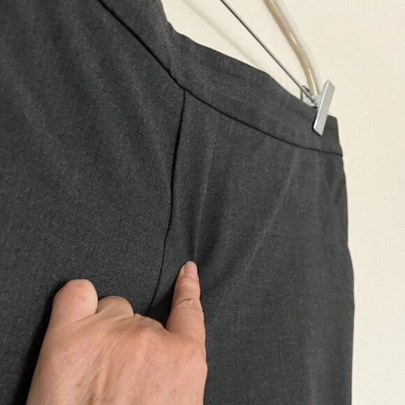 Banana Republic Factory Mid-Rise Gray Dress Pant Trouser, size 12 - Picture 7 of 13